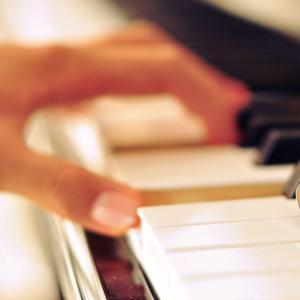 草莓视频污片免费看
