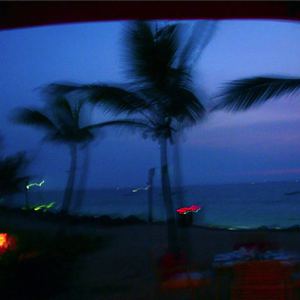 草莓视频污片免费看
